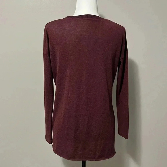 Wilfred Aritzia Sherbrooke V-Neck Sweater - Picture 9 of 12